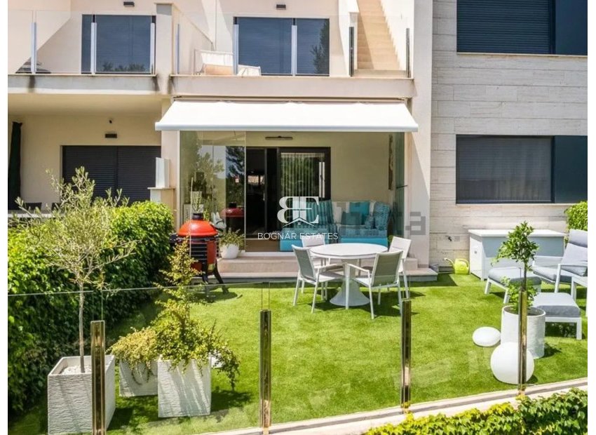 Resale - Townhouse -
Pilar de la Horadada - Lo Romero Golf