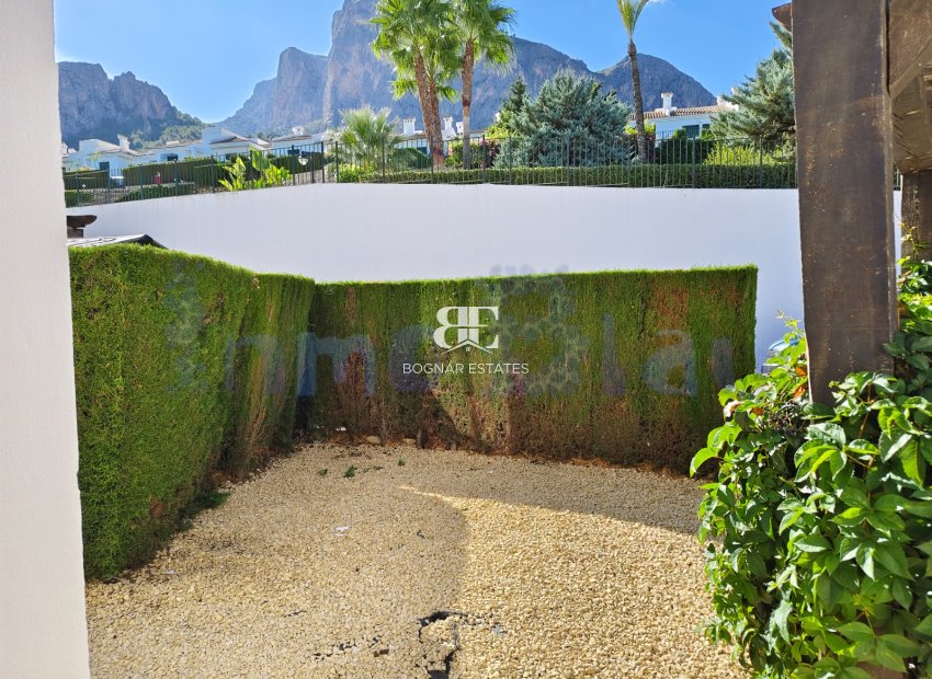 Resale - Townhouse -
Polop - Urbanizacion