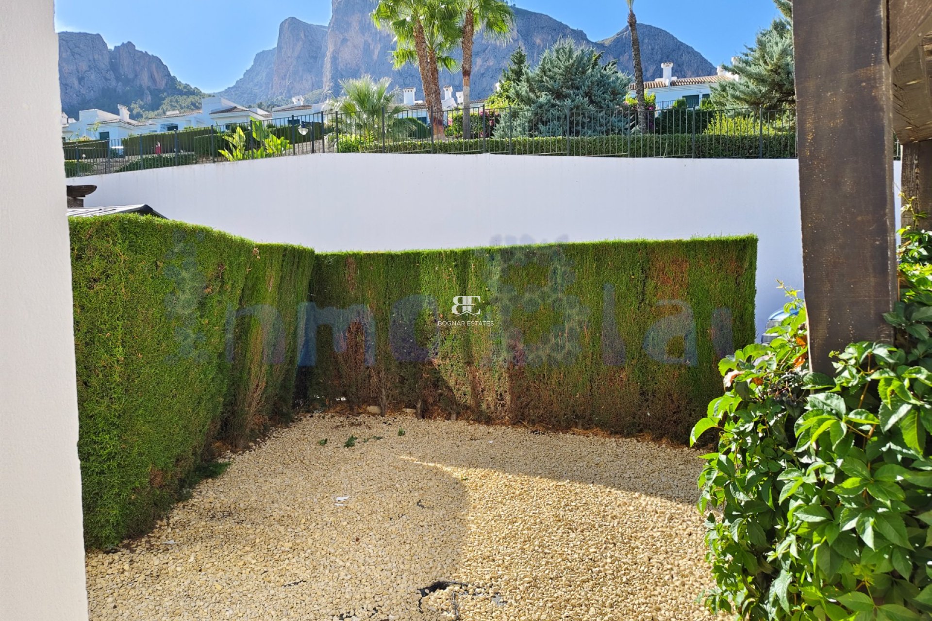 Resale - Townhouse -
Polop - Urbanizacion