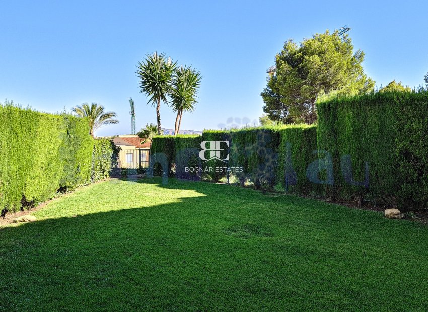 Resale - Townhouse -
Polop - Urbanizacion