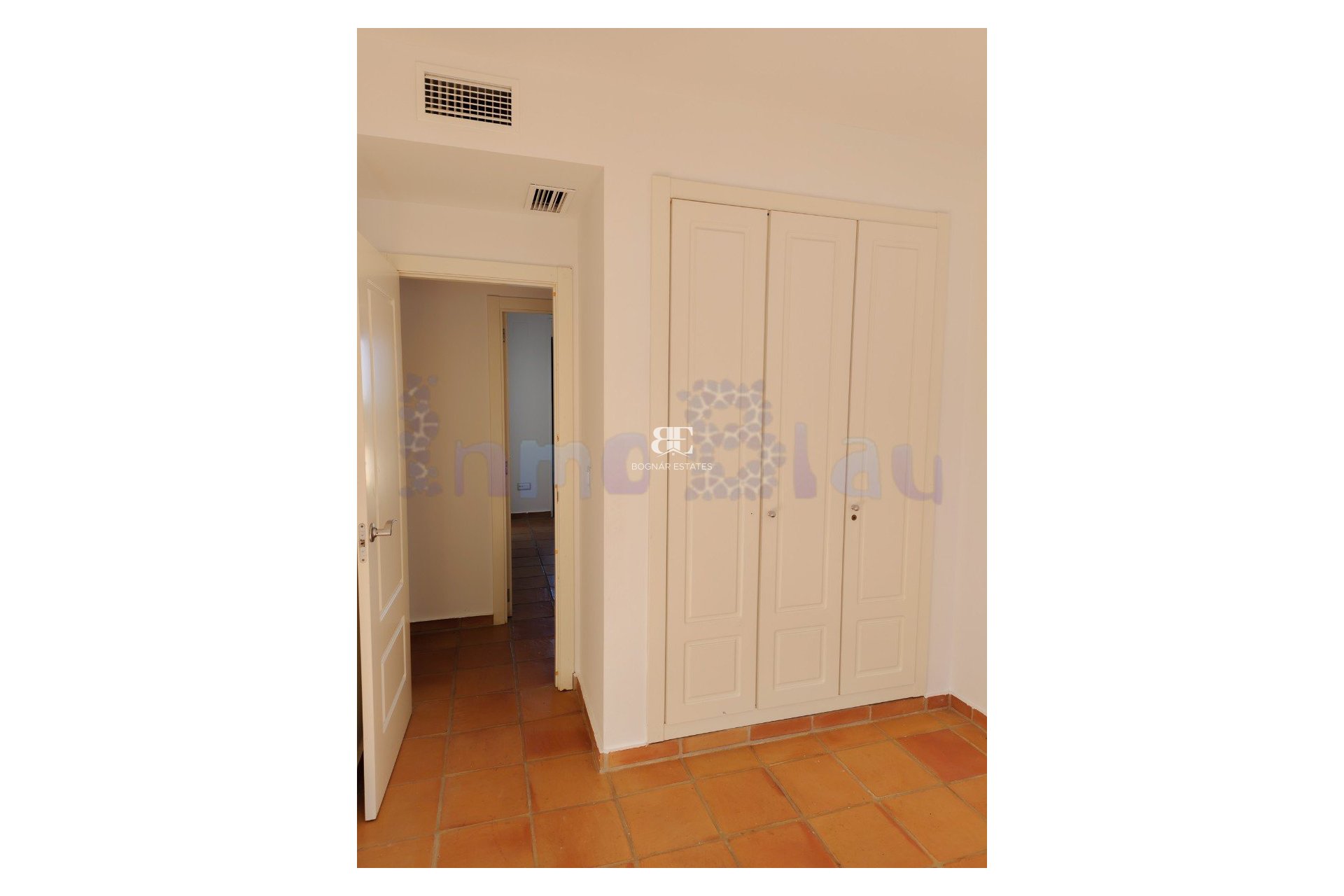 Resale - Townhouse -
Polop - Urbanizacion