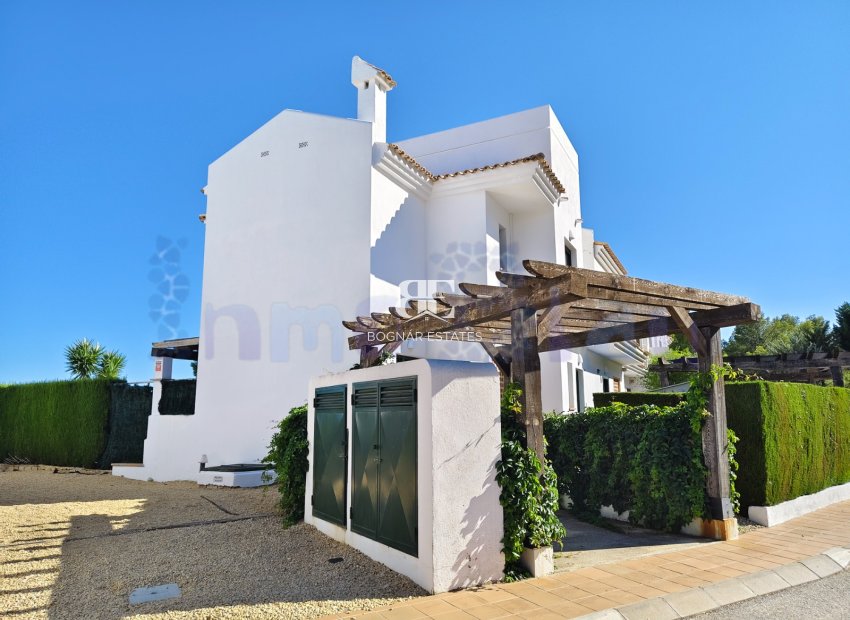 Resale - Townhouse -
Polop - Urbanizaciones