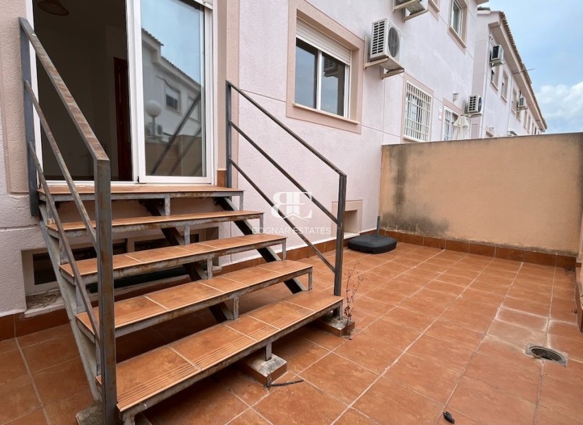 Resale - Townhouse -
Polop - Urbanizaciones