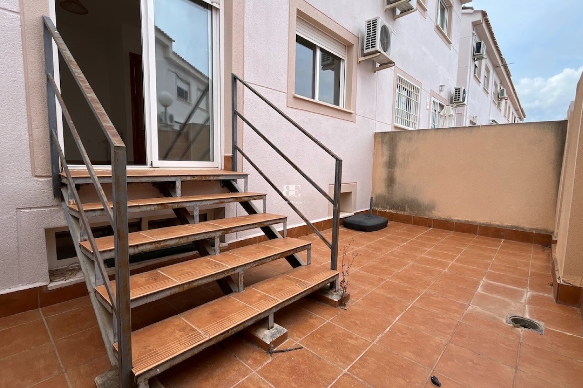 Resale - Townhouse -
Polop - Urbanizaciones