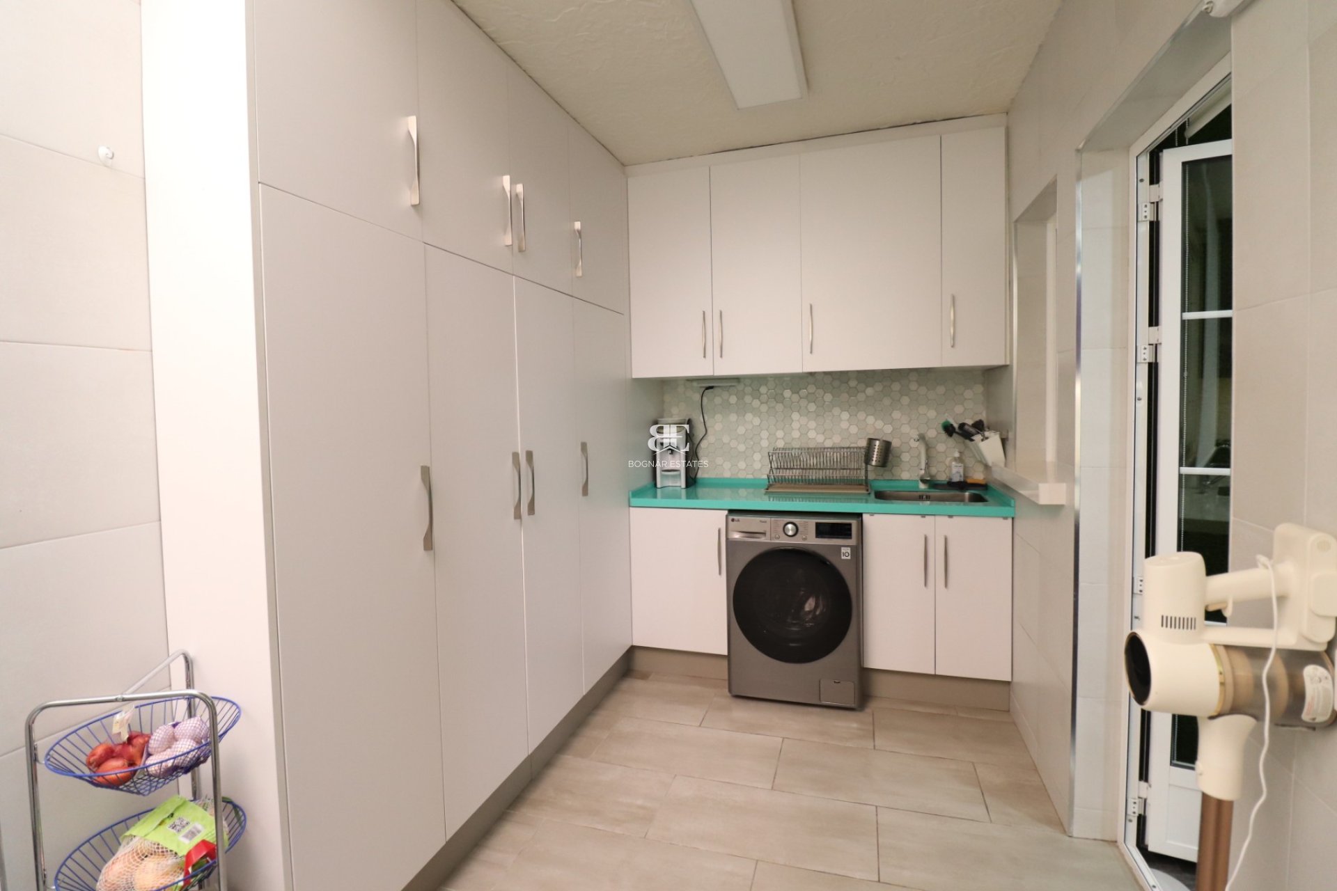 Resale - Townhouse -
Redován - Redovan - Town