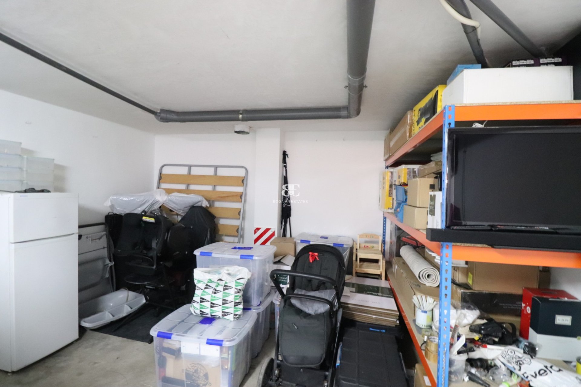 Resale - Townhouse -
Redován - Redovan - Town