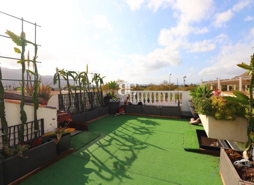 Resale - Townhouse -
Redován - Redovan - Town