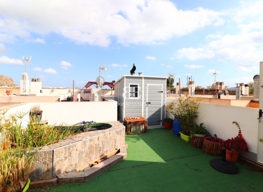 Resale - Townhouse -
Redován - Redovan - Town