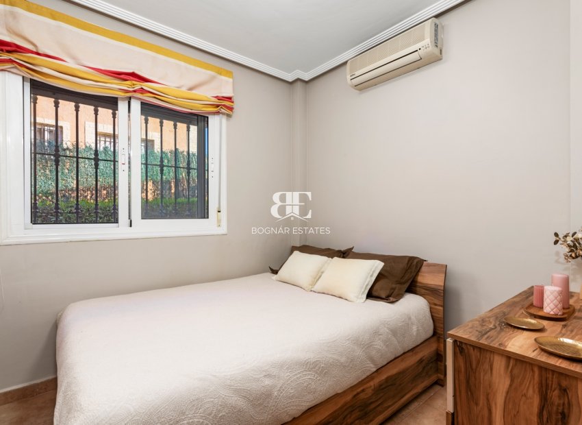 Resale - Townhouse -
San Fulgencio - La Marina
