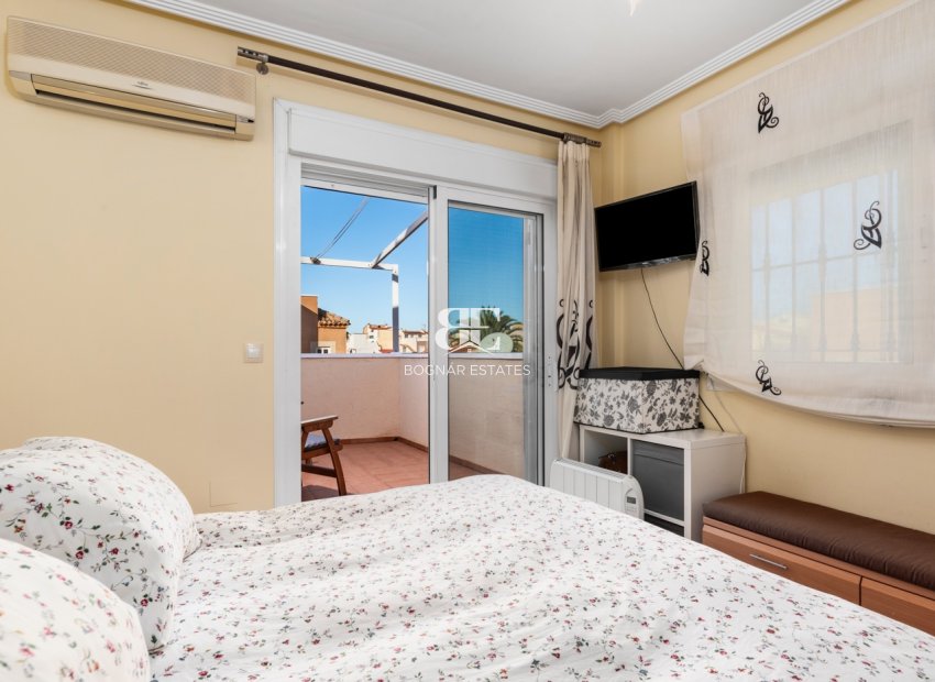 Resale - Townhouse -
San Fulgencio - La Marina