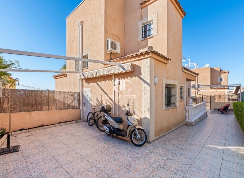 Resale - Townhouse -
San Fulgencio - La Marina