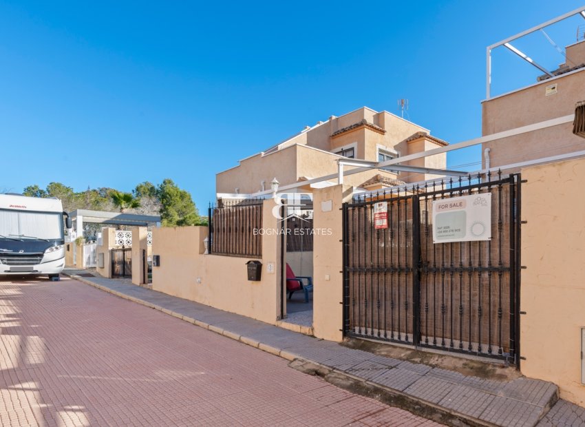 Resale - Townhouse -
San Fulgencio - La Marina