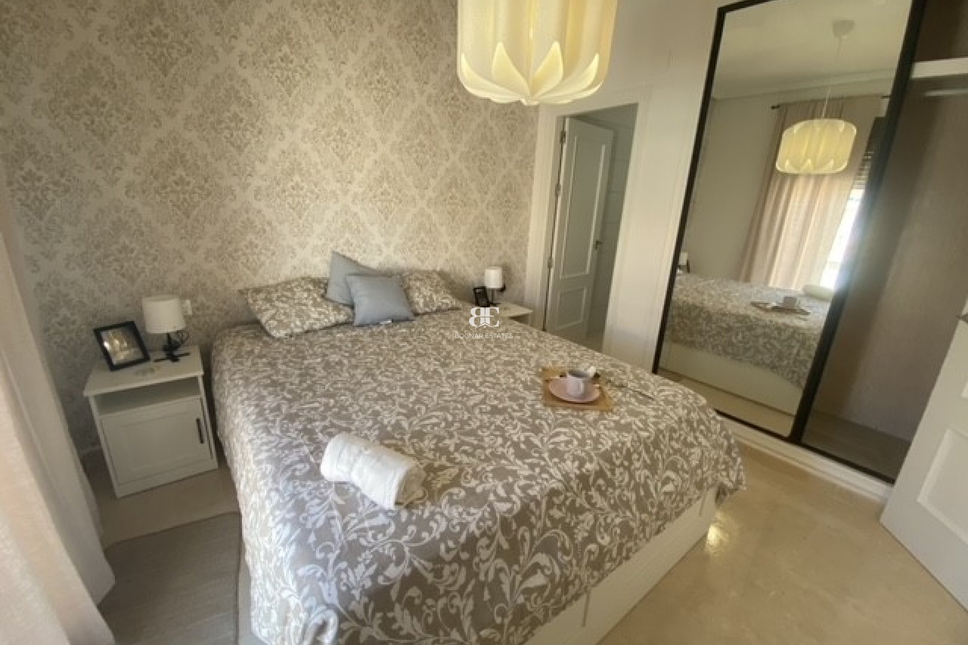 Resale - Townhouse -
San Miguel de Salinas