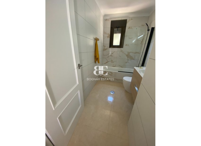 Resale - Townhouse -
San Miguel de Salinas