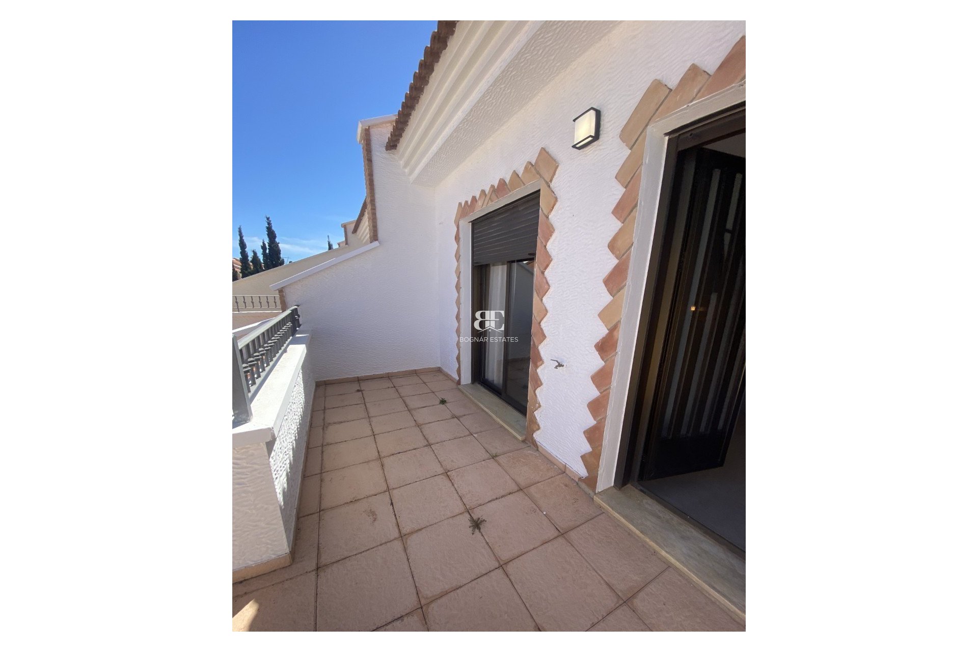 Resale - Townhouse -
San Miguel de Salinas