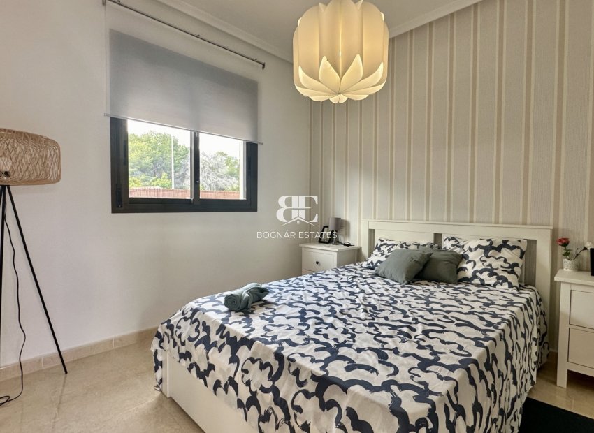 Resale - Townhouse -
San Miguel de Salinas