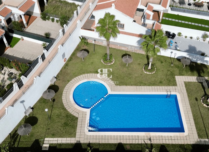 Resale - Townhouse -
San Miguel de Salinas