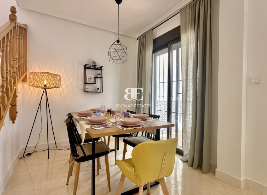 Resale - Townhouse -
San Miguel de Salinas