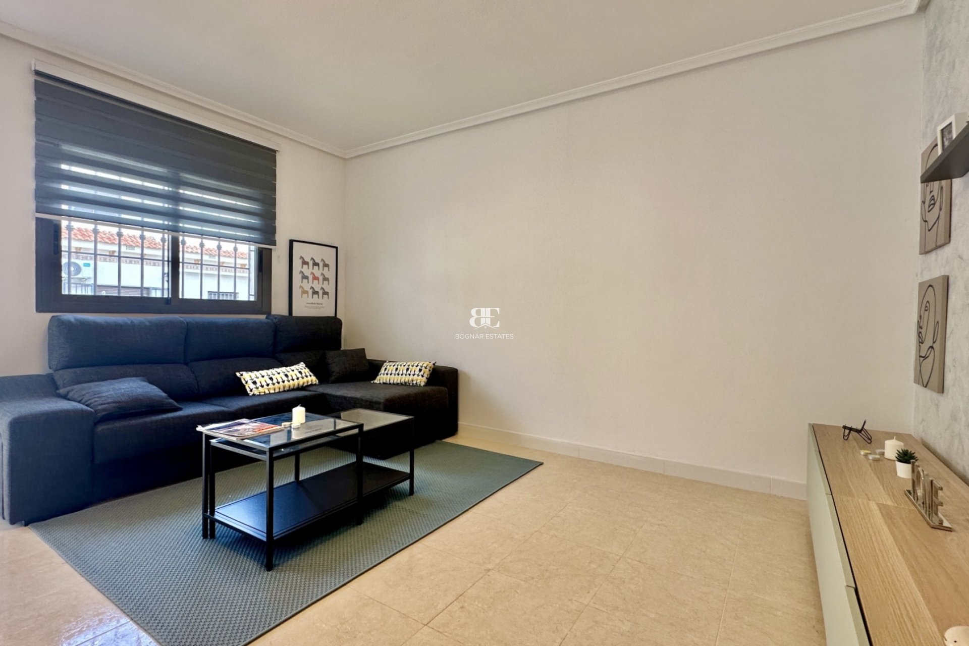 Resale - Townhouse -
San Miguel de Salinas