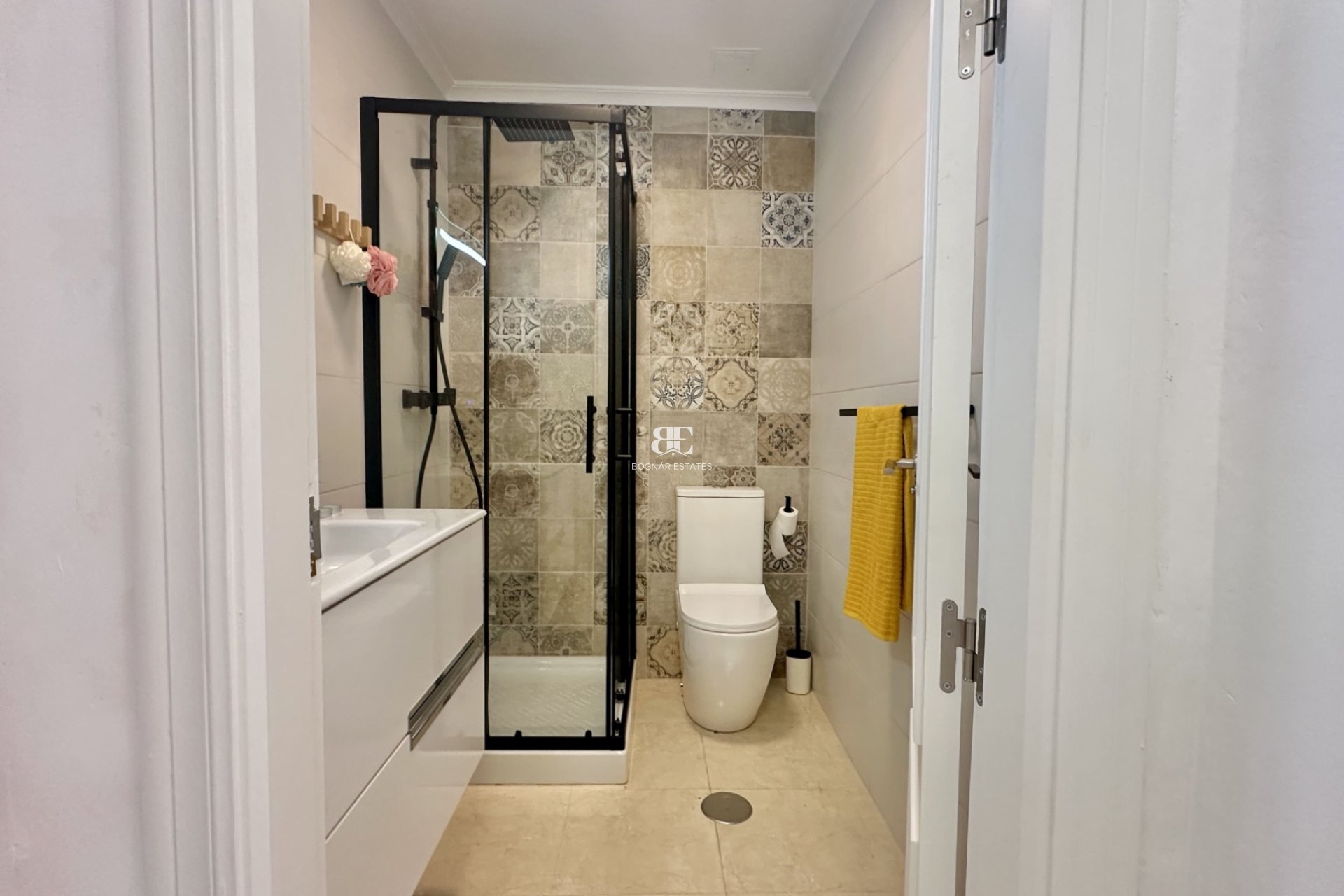 Resale - Townhouse -
San Miguel de Salinas