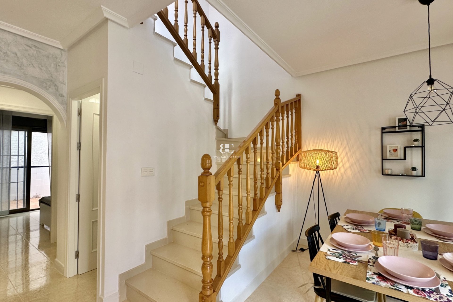 Resale - Townhouse -
San Miguel de Salinas