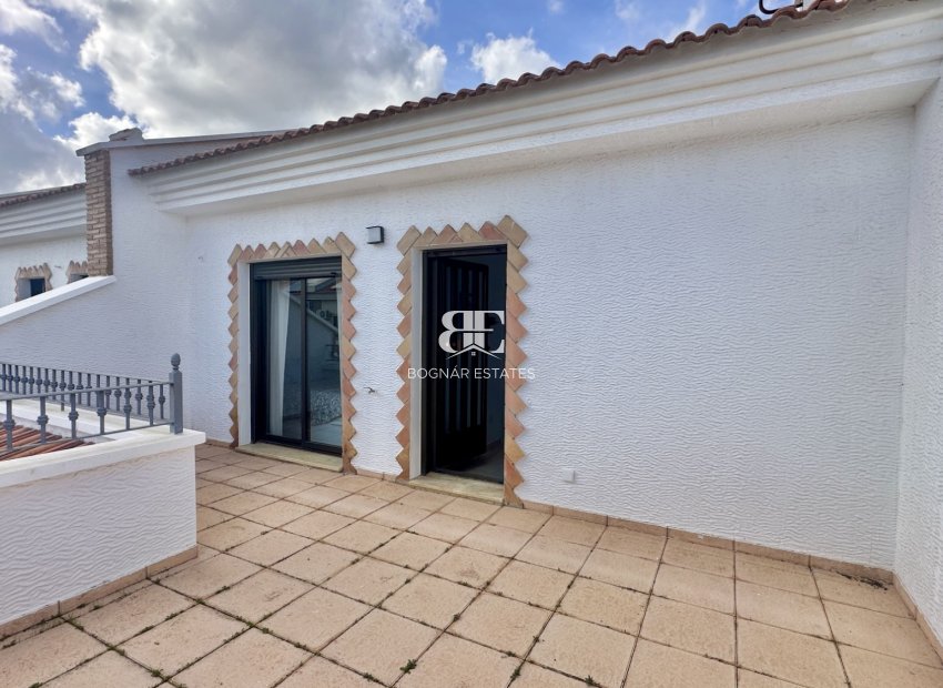 Resale - Townhouse -
San Miguel de Salinas