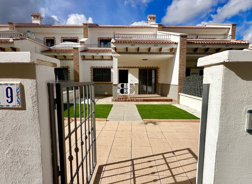Resale - Townhouse -
San Miguel de Salinas