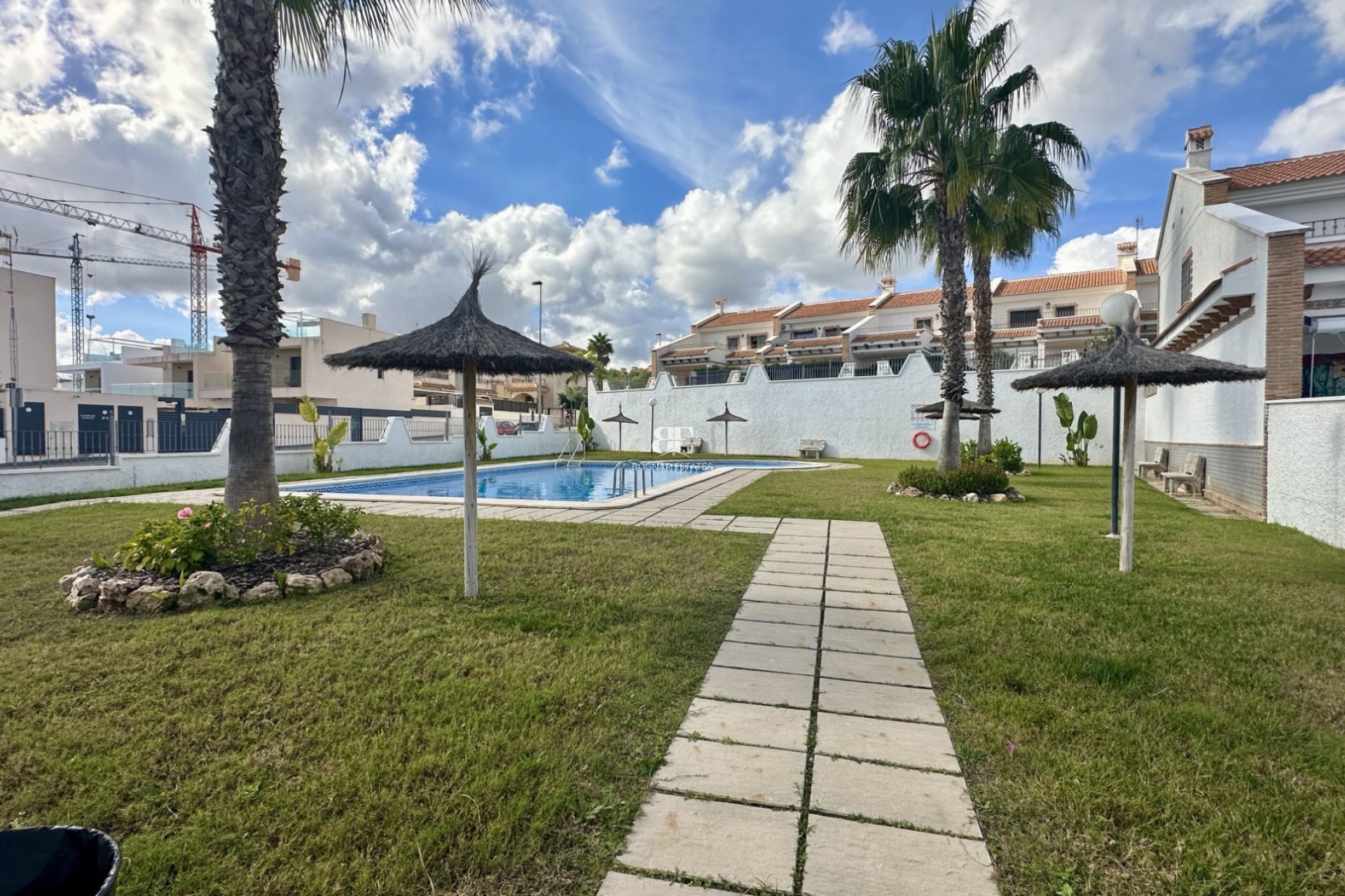 Resale - Townhouse -
San Miguel de Salinas