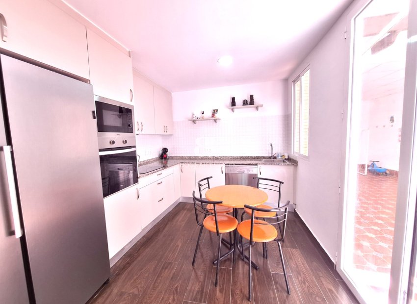 Resale - Townhouse -
Santa Pola - Center