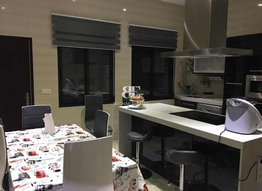 Resale - Townhouse -
Torre de la Horadada - Mil Palmeras