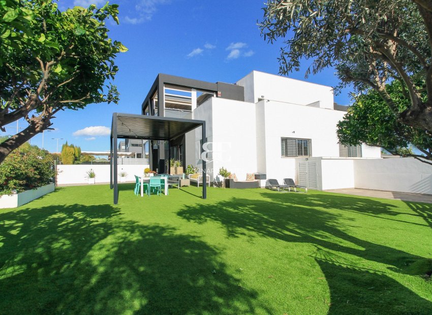 Resale - Townhouse -
Torrevieja - Aguas Nuevas