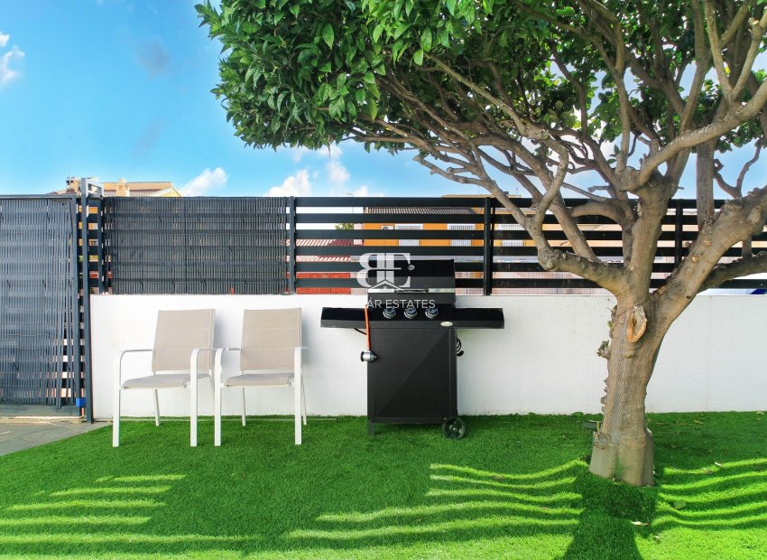 Resale - Townhouse -
Torrevieja - Aguas Nuevas