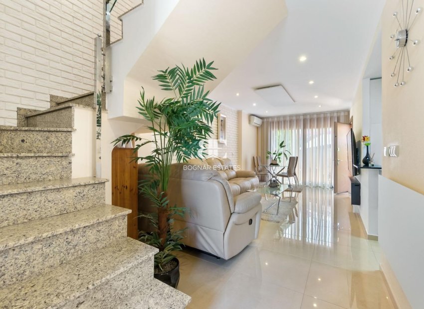 Resale - Townhouse -
Torrevieja - Aguas Nuevas