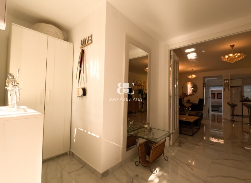 Resale - Townhouse -
Torrevieja - El Acequión - Los Náufragos