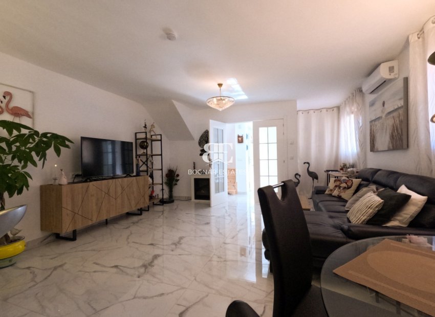 Resale - Townhouse -
Torrevieja - El Acequión - Los Náufragos