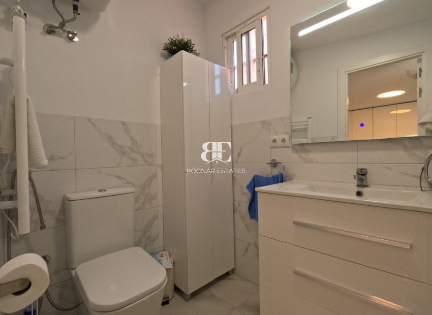 Resale - Townhouse -
Torrevieja - El Acequión - Los Náufragos