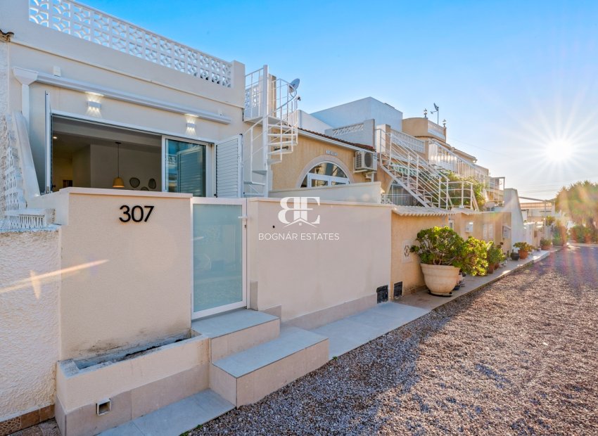 Resale - Townhouse -
Torrevieja - El Chaparral