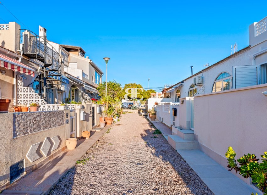 Resale - Townhouse -
Torrevieja - El Chaparral