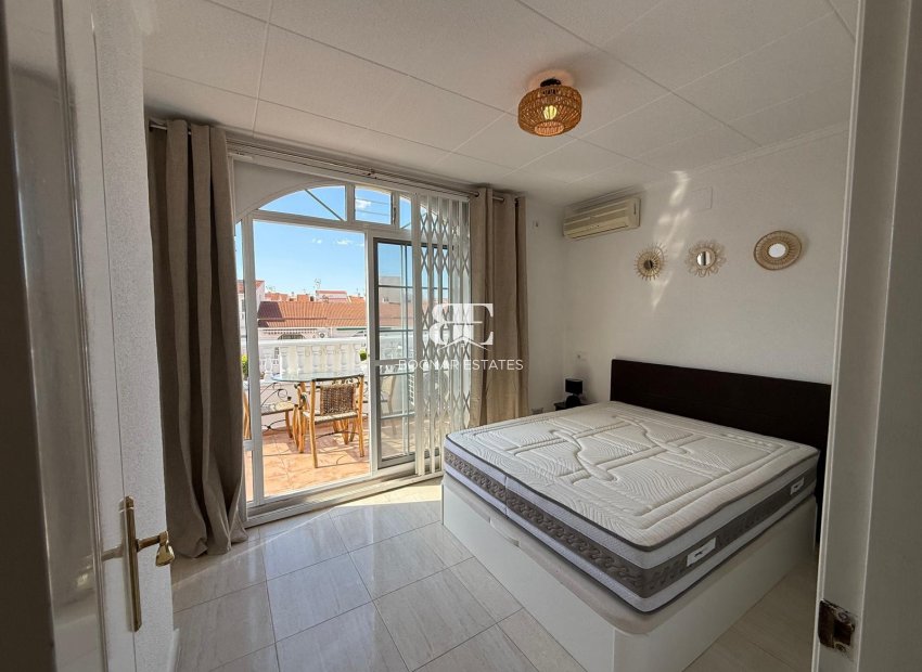 Resale - Townhouse -
Torrevieja - La Siesta - El Salado -  Torreta