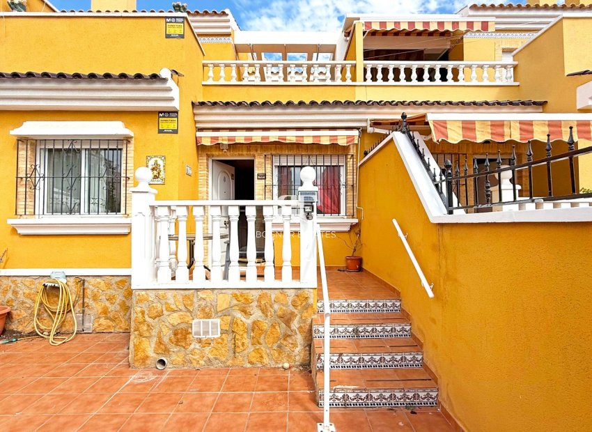 Resale - Townhouse -
Torrevieja - La Siesta - El Salado -  Torreta