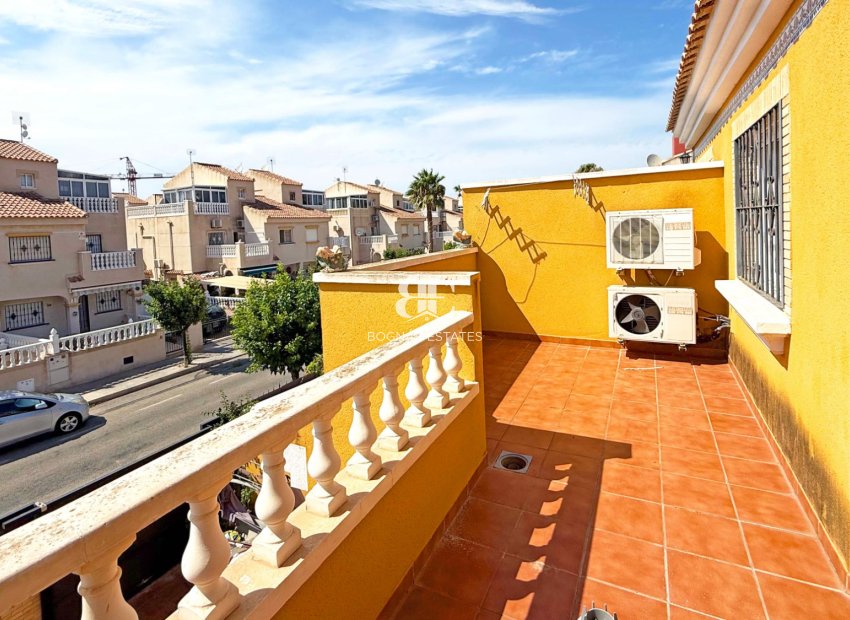 Resale - Townhouse -
Torrevieja - La Siesta - El Salado -  Torreta