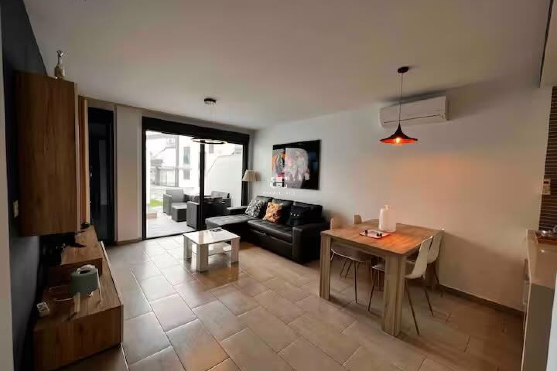 Resale - Townhouse -
Torrevieja - Punta Prima
