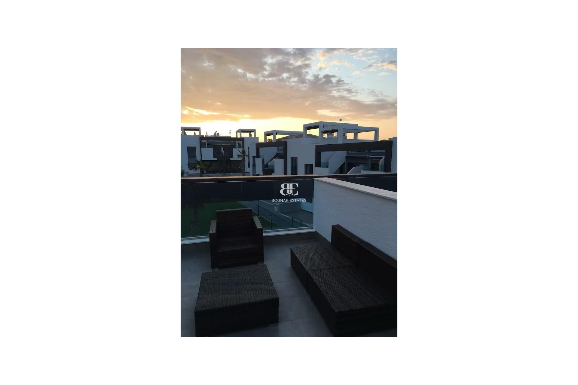 Resale - Townhouse -
Torrevieja - Punta Prima