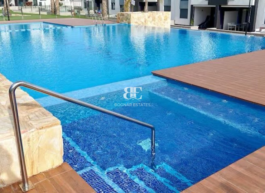 Resale - Townhouse -
Torrevieja - Punta Prima