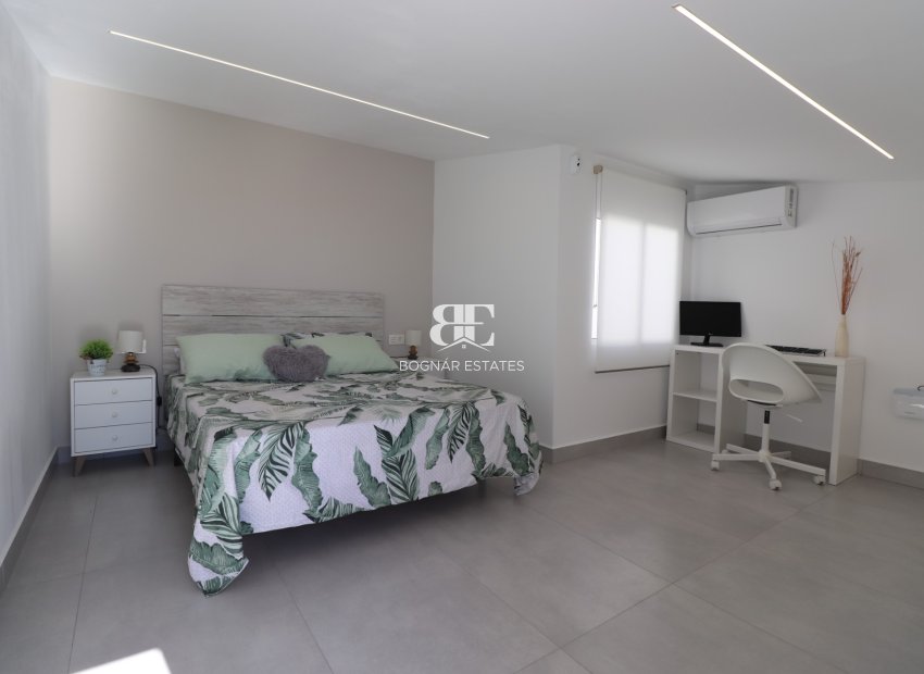 Resale - Townhouse -
Torrevieja - San Luis