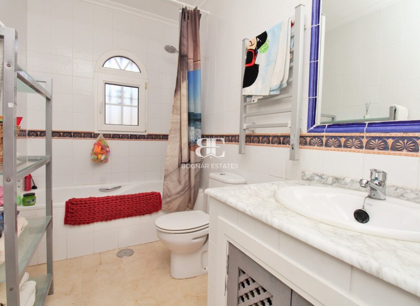 Resale - Townhouse -
Villamartín - Los Dolses