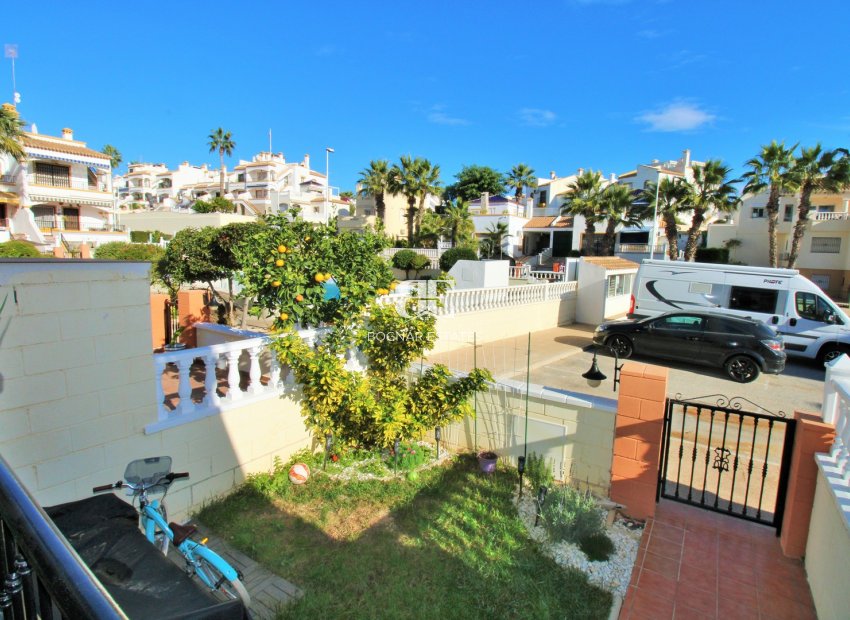 Resale - Townhouse -
Villamartín - Los Dolses
