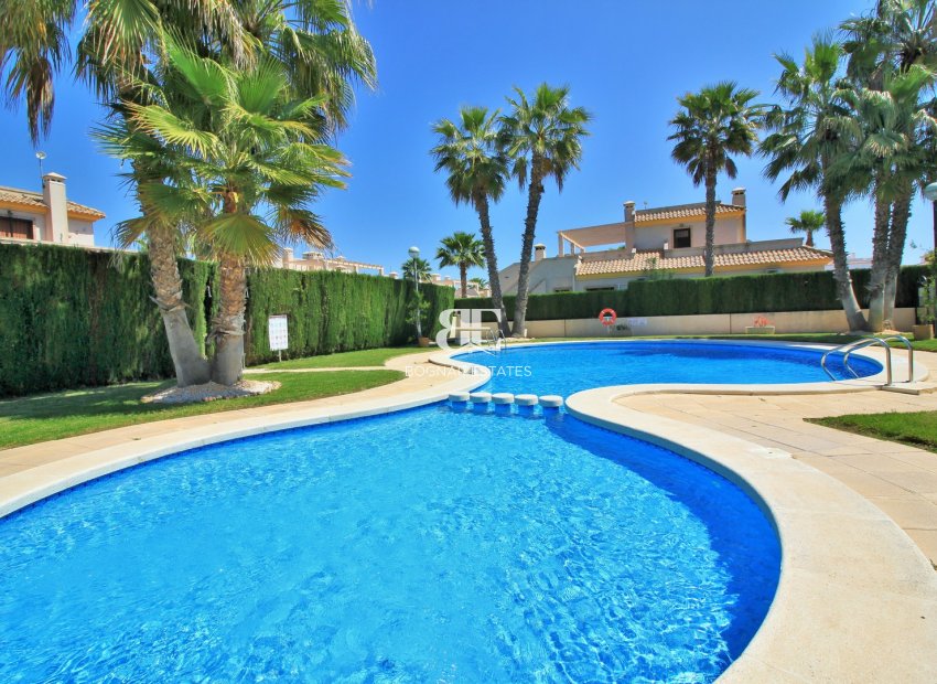 Resale - Townhouse -
Villamartín - PAU 8