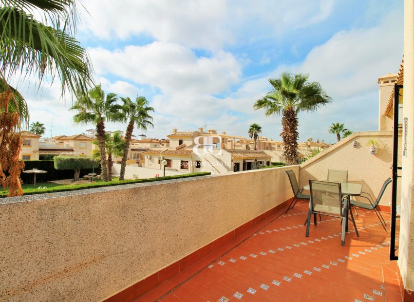 Resale - Townhouse -
Villamartín - PAU 8