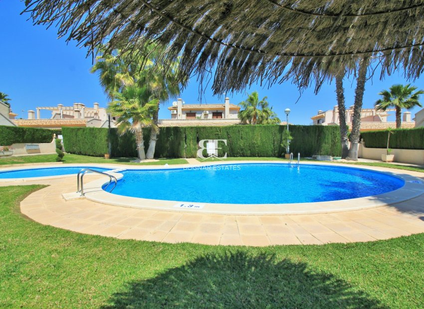 Resale - Townhouse -
Villamartín - PAU 8